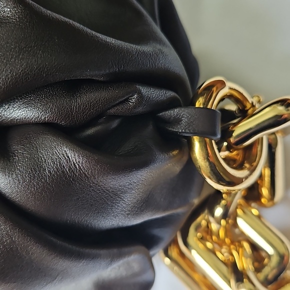 Bottega Veneta Chain Pouch - Picture 7 of 8